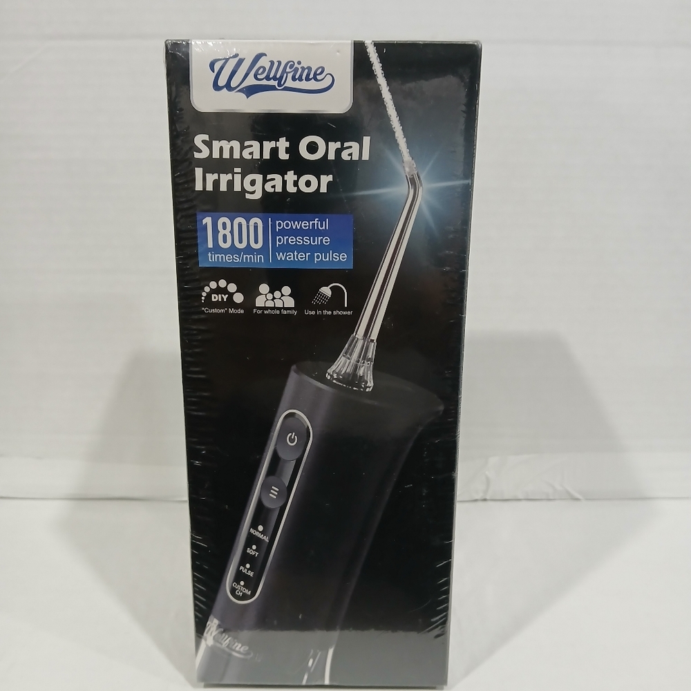 Wellfine Smart Oral Irrigator 1800 Black